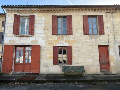 Maison à vendre à Lamothe-Montravel, Dordogne, Aquitaine, avec Leggett Immobilier