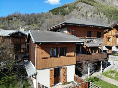 French property for sale in Saint-Martin-de-Belleville, Savoie - €995,000 - photo 8