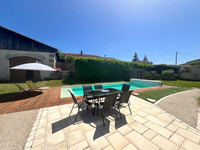 Maison à vendre à Bazac, Charente - 251.450 € - photo 8