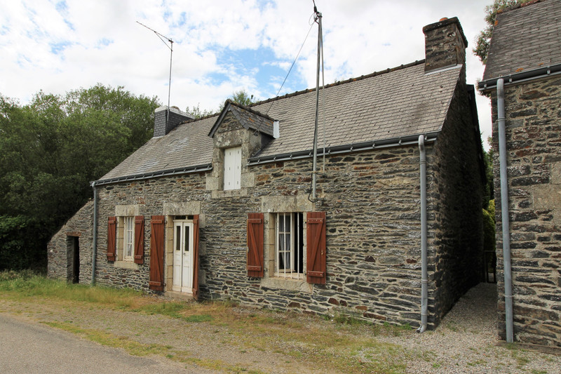 House for sale in SainteBrigitte Morbihan Small stone house to be