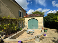 Maison à vendre à Brossac, Charente - 220.000 € - photo 3