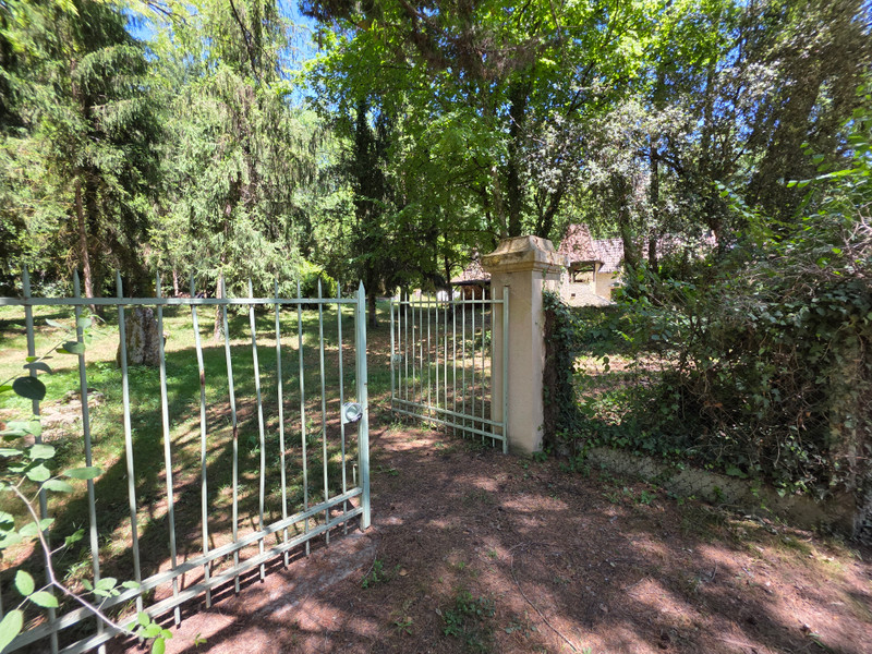 French property for sale in Les Eyzies, Dordogne - €297,000 - photo 8
