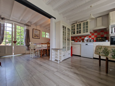 French property for sale in Arsac, Gironde - €884,000 - photo 5