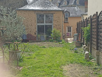 Maison à vendre à Château-Gontier-sur-Mayenne, Mayenne - 258 960 € - photo 2