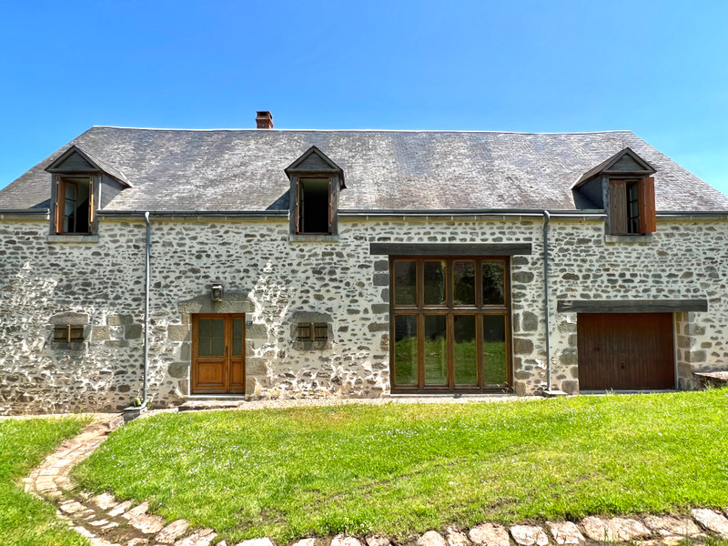 Maison à vendre à Crevant, Indre - 344 500 € - photo 1