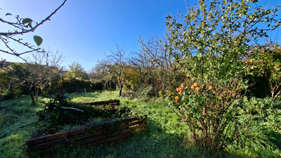 French property for sale in Luxé, Charente - €199,980 - photo 9