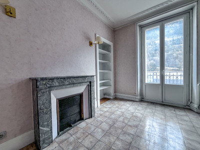 French property for sale in Modane, Savoie - €153,000 - photo 5