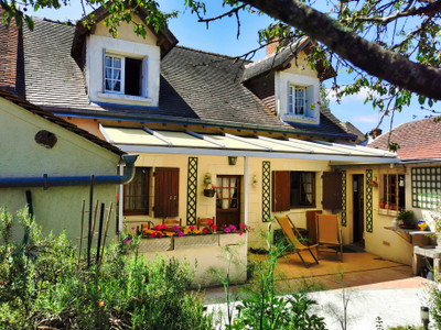 French property for sale in Saint-Georges-sur-Cher, Loir-et-Cher - €158,050 - photo 1