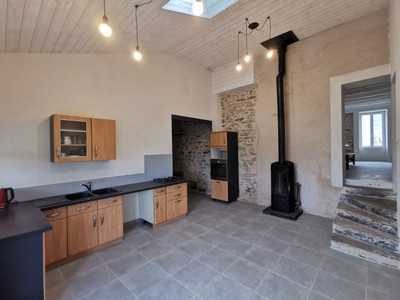 French property for sale in La Tardière, Vendée - €230,000 - photo 3