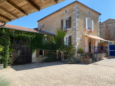 French property for sale in Val-de-Bonnieure, Charente - €320,000 - photo 2