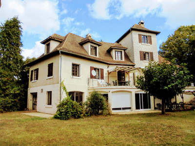 Maison à vendre à Saint-Aulaye, Dordogne, Aquitaine, avec Leggett Immobilier