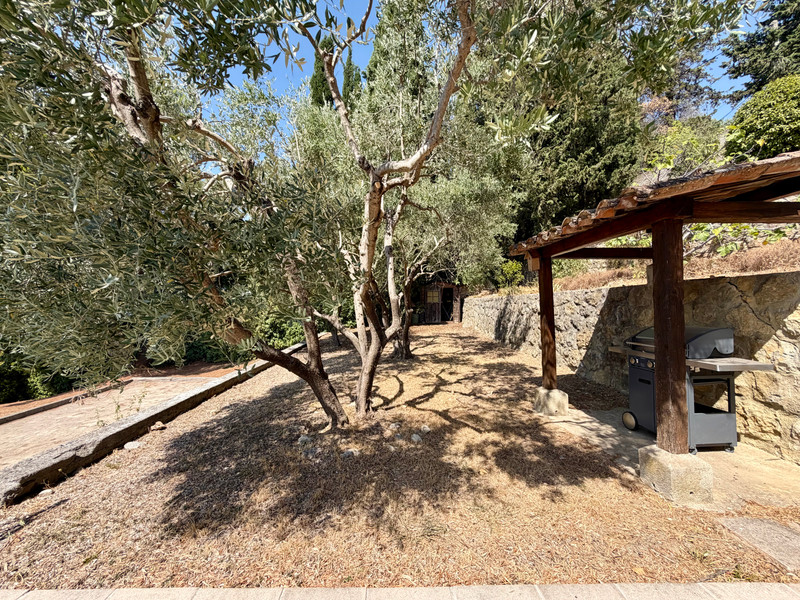 French property for sale in Montauroux, Var - €850,000 - photo 12