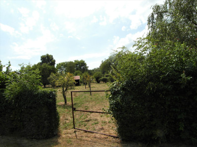 Terrain à vendre à Mézières-sur-Issoire, Haute-Vienne, Limousin, avec Leggett Immobilier