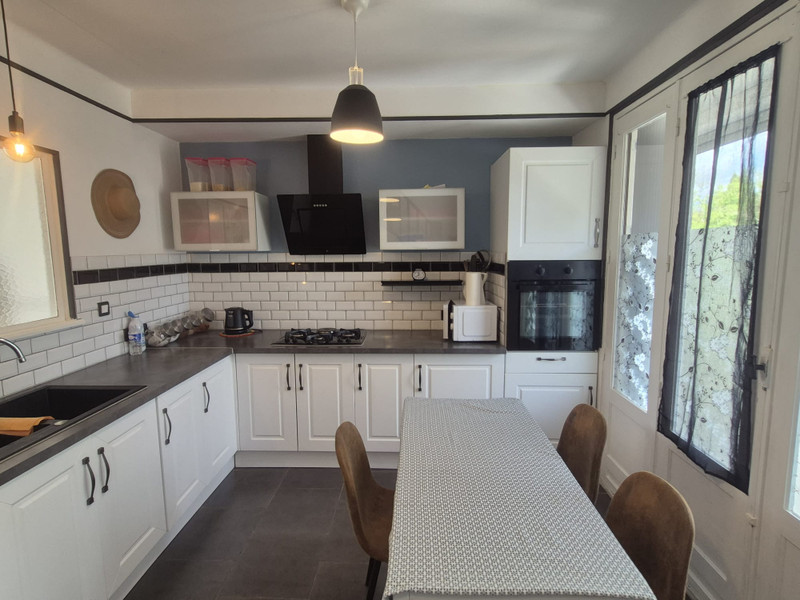 French property for sale in Callac, Côtes-d'Armor - €125,350 - photo 3