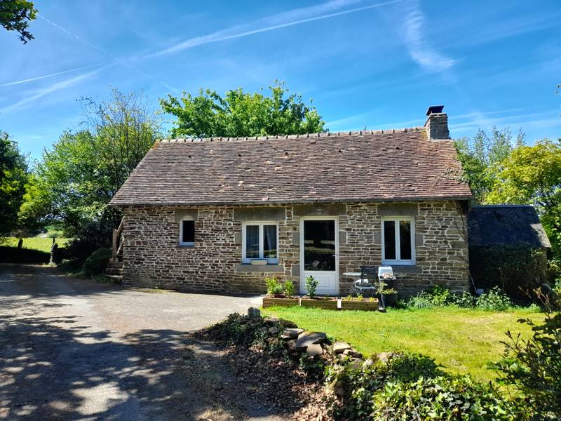 French property for sale in Aubusson, Orne - €280,900 - photo 2
