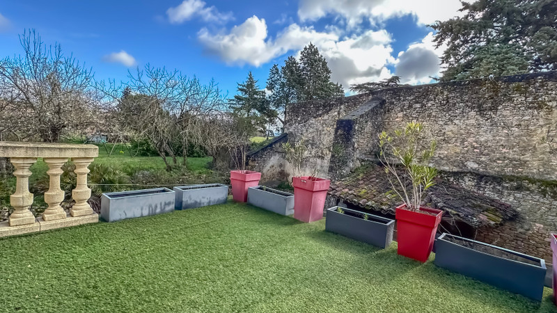 French property for sale in Les Cassés, Aude - €365,000 - photo 9