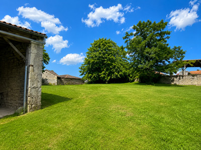 French property for sale in Val-d'Auge, Charente - €183,600 - photo 1