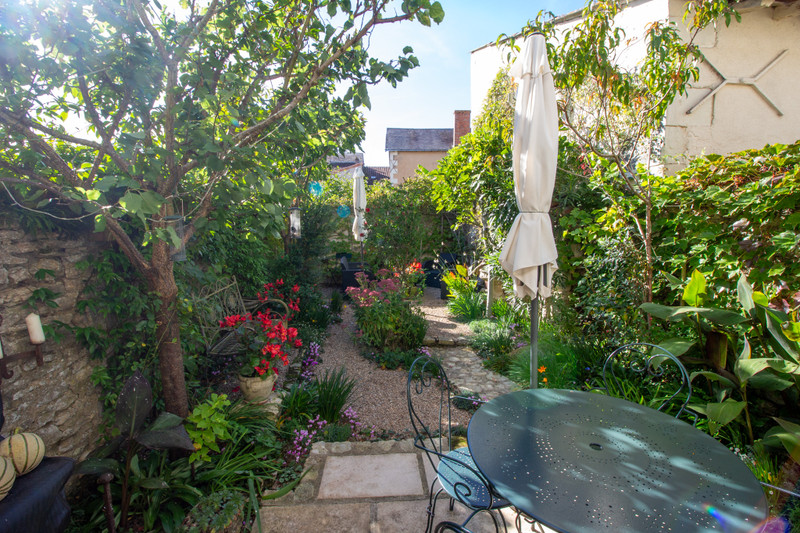 French property for sale in Richelieu, Indre-et-Loire - €162,000 - photo 12
