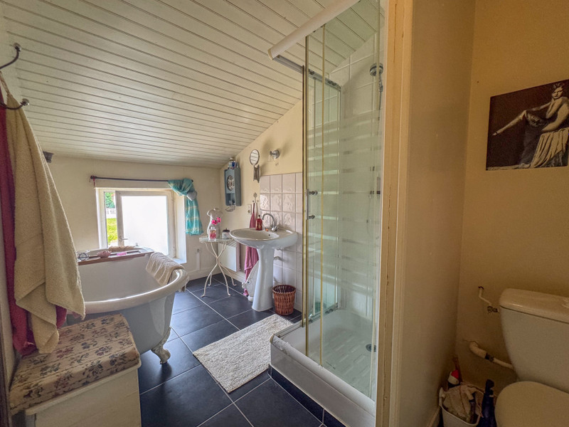 French property for sale in Saint-Paul-en-Gâtine, Deux-Sèvres - €82,500 - photo 11