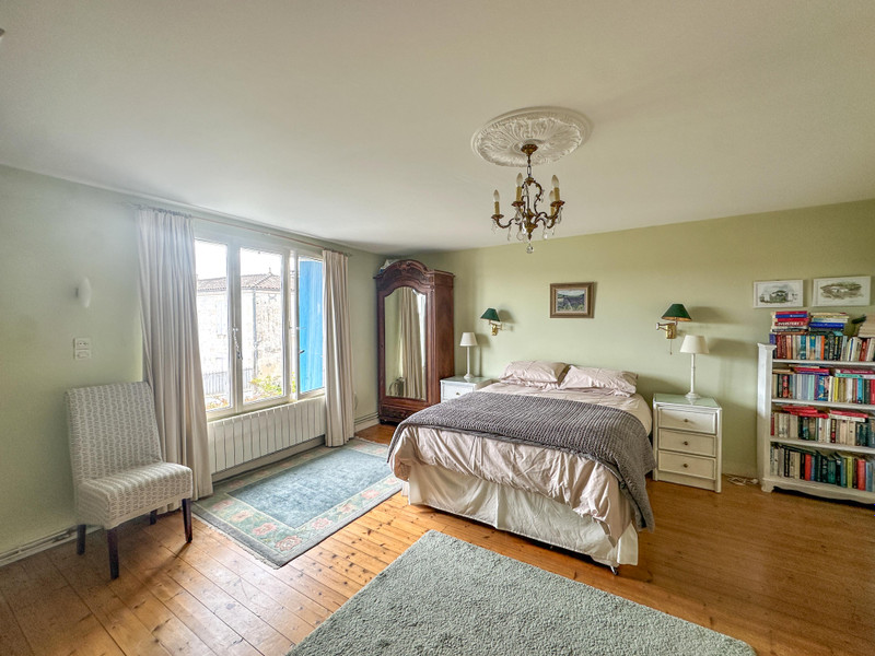 French property for sale in Beauvais-sur-Matha, Charente-Maritime - €299,600 - photo 9