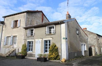 Maison à vendre à Faye-la-Vineuse, Indre-et-Loire, Centre, avec Leggett Immobilier