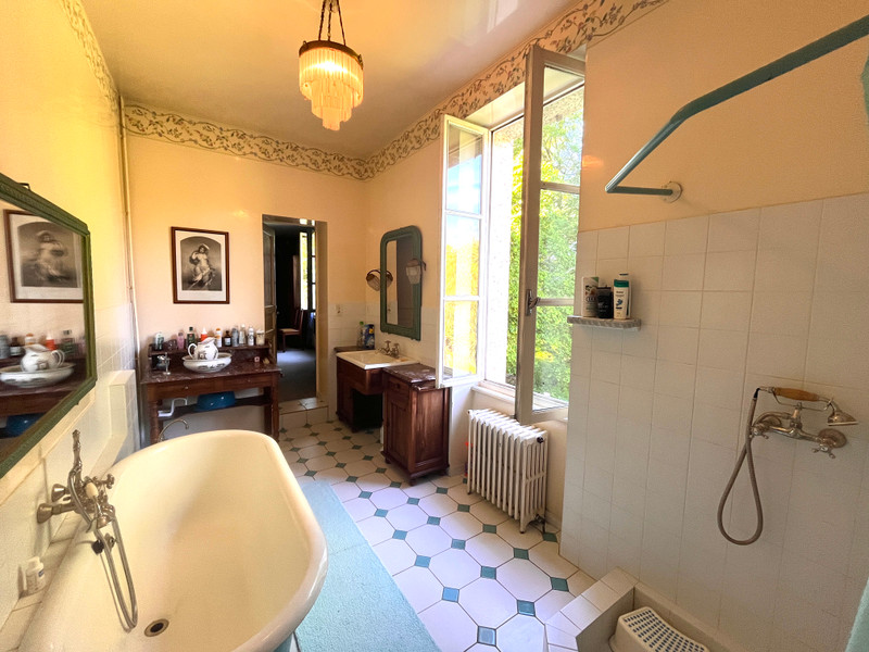 French property for sale in Javerlhac-et-la-Chapelle-Saint-Robert, Dordogne - €318,000 - photo 6