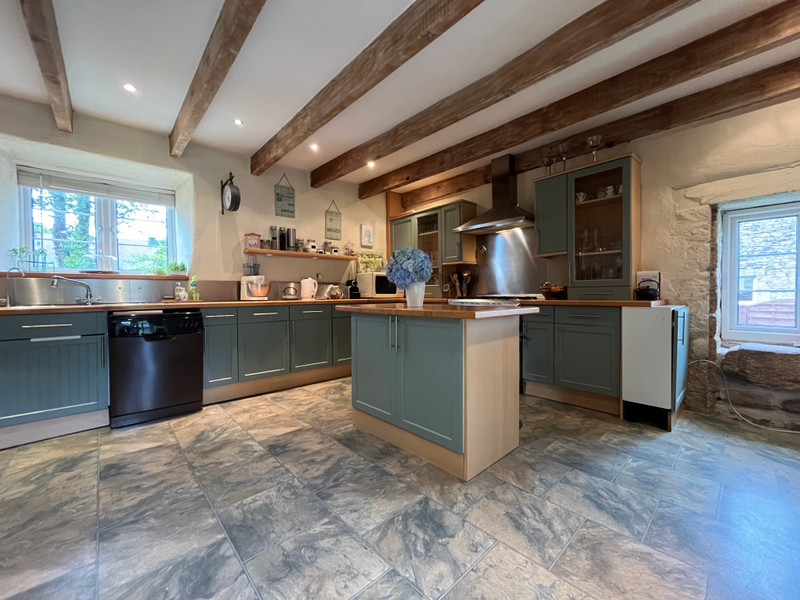 French property for sale in Inguiniel, Morbihan - €230,050 - photo 1