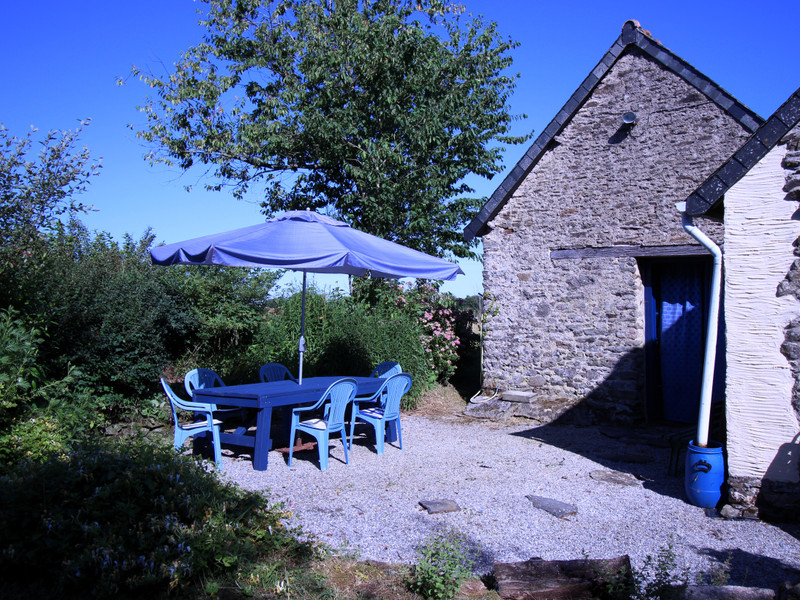 French property for sale in Plonévez-du-Faou, Finistère - €119,900 - photo 11