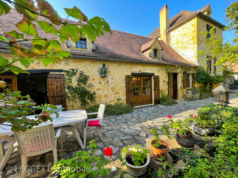 House for sale in Gourdon Lot Isolated, in the middle of nature