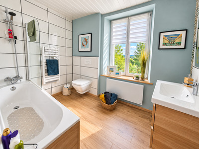French property for sale in Bolazec, Finistère - €149,999 - photo 14