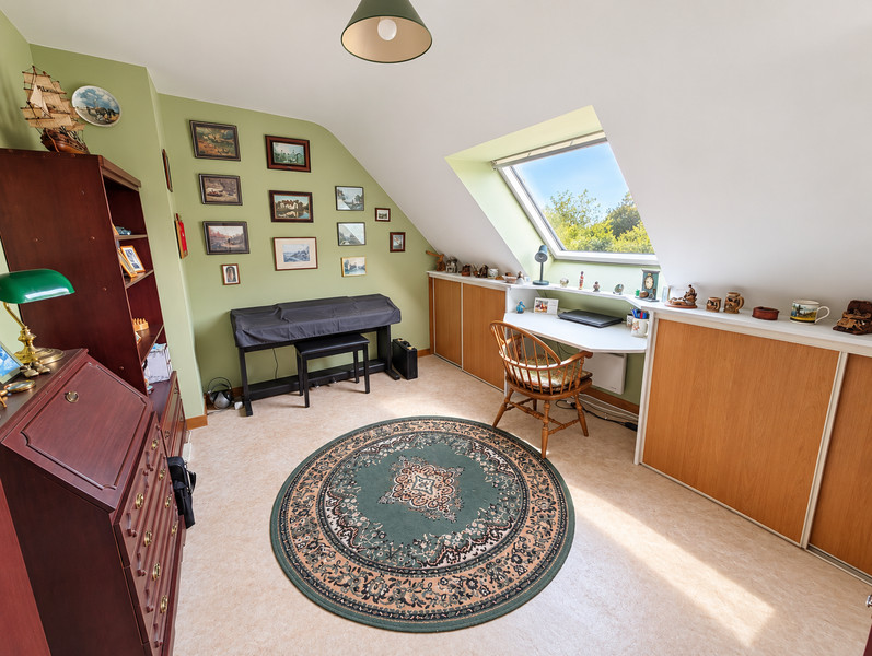 French property for sale in Lohuec, Côtes-d'Armor - €267,500 - photo 6
