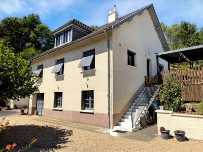 Maison à vendre à Nantheuil, Dordogne, Aquitaine, avec Leggett Immobilier