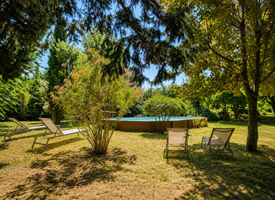 French property for sale in Verquières, Bouches-du-Rhône - €695,000 - photo 7