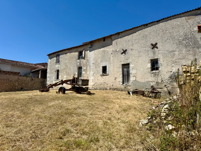 house for sale in Charente