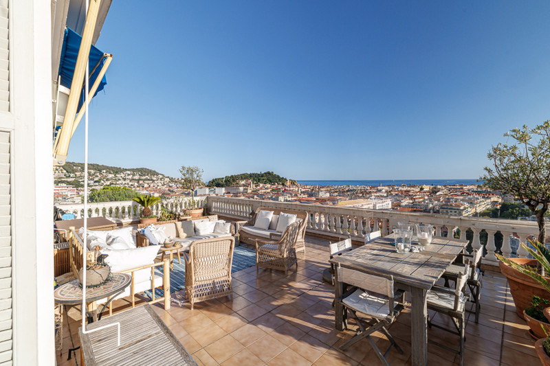 French property for sale in Nice, Alpes-Maritimes - €1,590,000 - photo 8