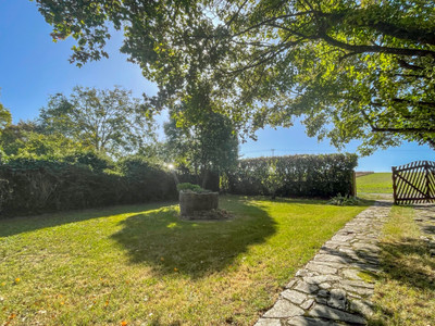 French property for sale in Saint-Martin-de-Juillers, Charente-Maritime - €350,000 - photo 7