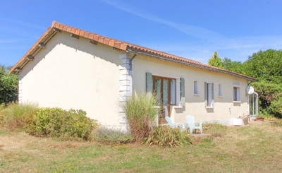 French property for sale in Les Forges, Deux-Sèvres - €160,000 - photo 11