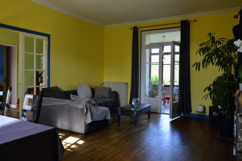 French property for sale in Fontenille, Charente - &#8364;198,700 - photo 5
