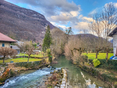 French property for sale in Doussard, Haute-Savoie - €470,000 - photo 1