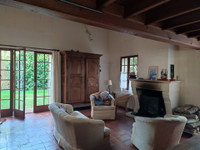Maison à vendre à Saint-Romain-de-Benet, Charente-Maritime - 275.000 € - photo 8
