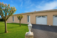Propriété à vendre à Cellettes, Charente - 172 000 € - photo n°2