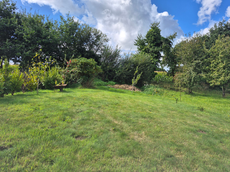 French property for sale in Pont-Melvez, Côtes-d'Armor - €109,000 - photo 13