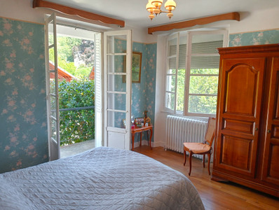 French property for sale in Argentat-sur-Dordogne, Corrèze - €397,500 - photo 3