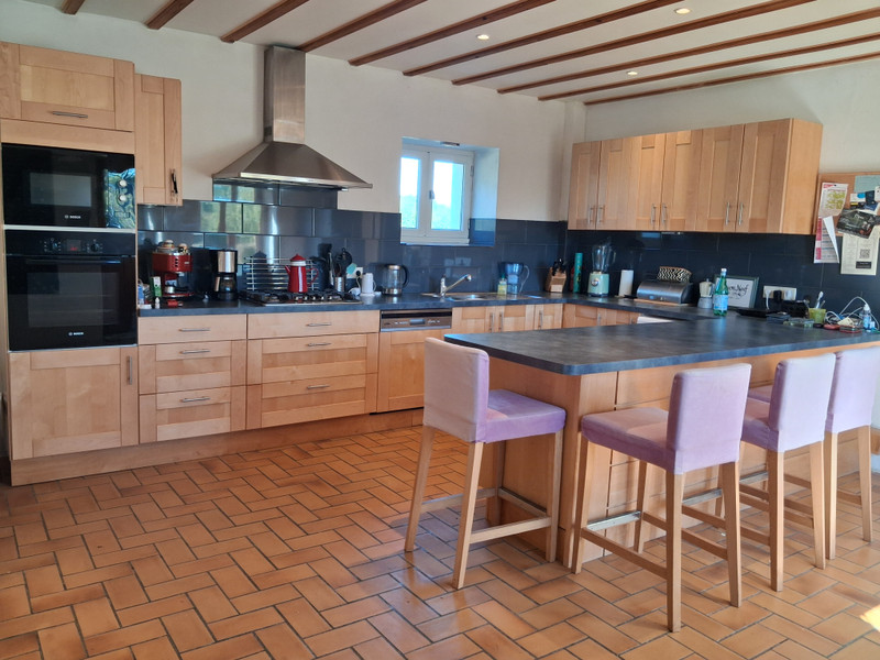French property for sale in Saint-Romain, Vienne - €162,000 - photo 1