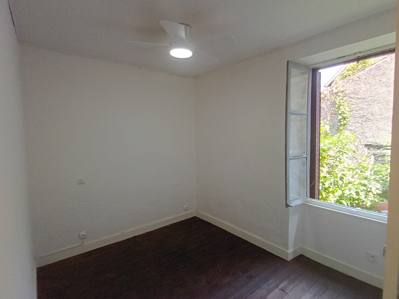 French property for sale in Azat-le-Ris, Haute-Vienne - €27,600 - photo 4