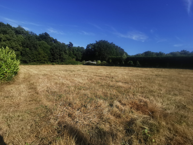 French property for sale in Saint-Gravé, Morbihan - €50,000 - photo 3