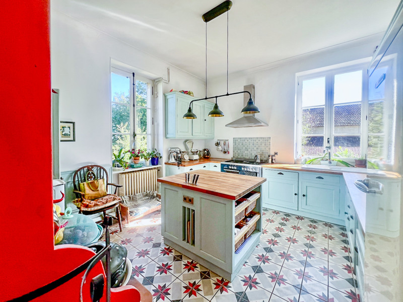 French property for sale in Sainte-Dode, Gers - €572,250 - photo 4