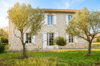 Propriété à vendre à Sainte-Bazeille, Lot-et-Garonne - 328 290 € - photo n°1