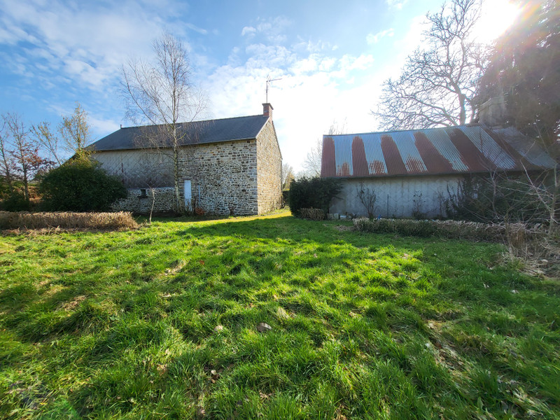 French property for sale in Barenton, Manche - €60,000 - photo 2