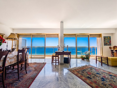 French property for sale in Nice, Alpes-Maritimes - €2,100,000 - photo 2